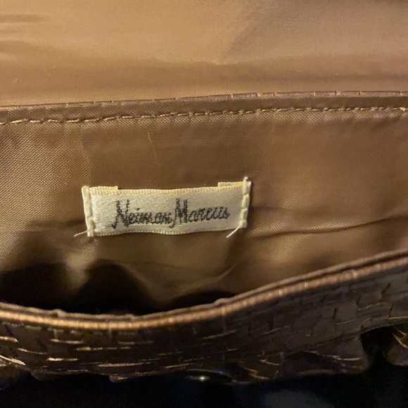 Neiman Marcus bronze/gold vinyl crossbody purse. - Picture 5 of 7